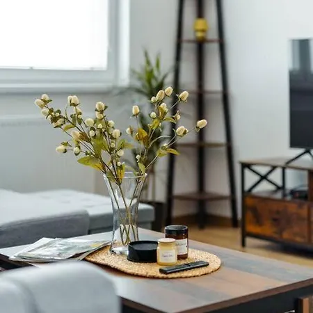 Bnb Airport View Industrial Loft 아파트 *
